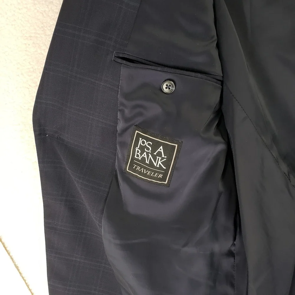 Jos A Bank Traveler Windowpane Plaid Wool Blazer Mens 46R Navy Blue Tailored Fit